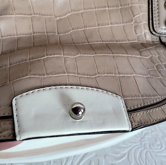 Coach Kristin Leather Satchel - Picture 11 of 15